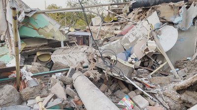 Російські війська завдали ракетних ударів по селищу Чаплине на Дніпропетровщині: 22 загиблих, понад 20 поранених