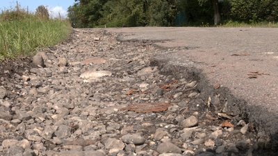 На Франківщині люди вимагали в облдержадміністрації відремонтувати дорогу Долина – Велика Тур’я На Франківщині люди вимагали в облдержадміністрації відремонтувати дорогу Долина – Велика Тур’я