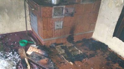 Впродовж доби у пожежах на Львівщині загинули 2 людини Впродовж доби у пожежах на Львівщині загинули 2 людини