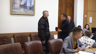 Автором герба Житомира офіційно визнали житомирського художника Василя Кондратюка Автором герба Житомира офіційно визнали житомирського художника Василя Кондратюка