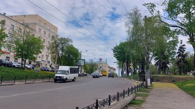 У Сумах 70 електроопор мають тріщини та сколи: як та коли їх ремонтуватимуть У Сумах 70 електроопор мають тріщини та сколи: як та коли їх ремонтуватимуть