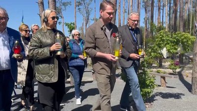 Руйнування через агресію РФ і відбудова: візит іноземних делегацій до Київської області