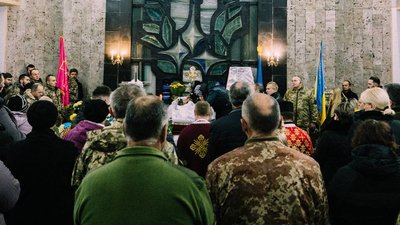 На Тернопільщині попрощалися із загиблими військовослужбовцями На Тернопільщині попрощалися із загиблими військовослужбовцями