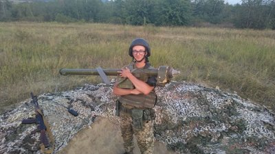 Батько загинув на фронті, а син втратив ногу. Історія сім'ї з Мукачева Батько загинув на фронті, а син втратив ногу. Історія сім'ї з Мукачева