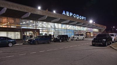 Аеропорти, дороги, лікарні. До чого може призвести будівництво в обхід системи Prozorro Аеропорти, дороги, лікарні. До чого може призвести будівництво в обхід системи Prozorro