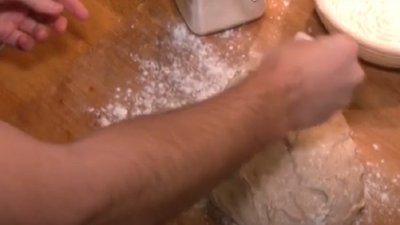 Хобі-терапія. Продуктовий дизайнер зі Львова випікає різні види хліба Хобі-терапія. Продуктовий дизайнер зі Львова випікає різні види хліба