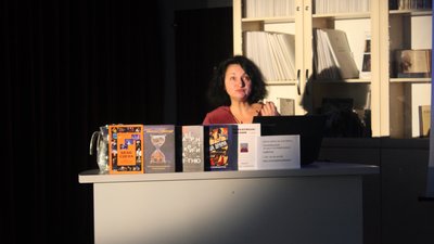 Про творчість, театр та плани.У Миколаєві відбулася творча зустріч із драматургинею Недою Нежданою Про творчість, театр та плани.У Миколаєві відбулася творча зустріч із драматургинею Недою Нежданою