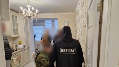 12 тисяч доларів за "квиток" до Молдови: на Вінниччині викрили групу, яка переправляла чоловіків за кордон 12 тисяч доларів за "квиток" до Молдови: на Вінниччині викрили групу, яка переправляла чоловіків за кордон