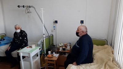 На Житомирщині інфекційне відділення Романівської лікарні на 50% заповнене хворими з COVID-19 На Житомирщині інфекційне відділення Романівської лікарні на 50% заповнене хворими з COVID-19