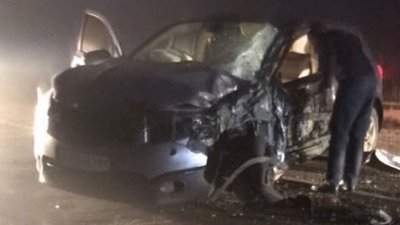 На Херсонщині легковик зіштовхнувся із КамАЗом