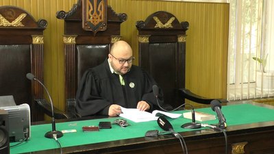 У Миколаєві обрали запобіжний захід експоліцейському, якого підозрюють у зґвалтуванні неповнолітньої