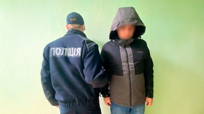 Наркотики на Чернігівщині: затримали підозрюваного у збуті наркотиків