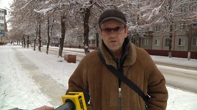 Наслідки негоди: на Житомирщині через снігопад побільшало ДТП, рух вантажівок обмежували Наслідки негоди: на Житомирщині через снігопад побільшало ДТП, рух вантажівок обмежували