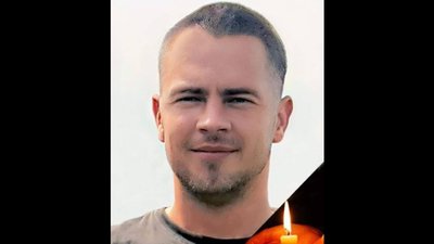 На Чернігівщині попрощалися з двома захисниками України На Чернігівщині попрощалися з двома захисниками України