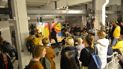 Люди втомилися від війни: як говорити про Донбас через культуру