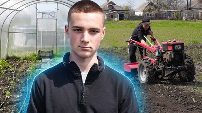 Школяр із Миколаївщини облаштував теплиці та вирощує овочі
