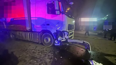 Аварія в Горохові — зіштовхнулися вантажівка і легковик