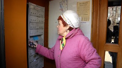 Житомирянка Марія Острогляд більше півстоліття працює листоношею Житомирянка Марія Острогляд більше півстоліття працює листоношею