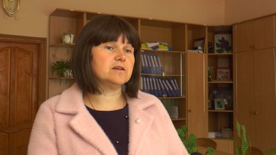 До 10 кілометрів пішки гірськими дорогами і туалетом надворі. Життя учнів Красноїльської школи До 10 кілометрів пішки гірськими дорогами і туалетом надворі. Життя учнів Красноїльської школи