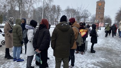 "Відкрий очі". У Вінниці проходить акція на підтримку веганства "Відкрий очі". У Вінниці проходить акція на підтримку веганства
