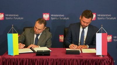Україна та Польща підписали нову програму співробітництва у сфері спорту: у чому вона полягає
