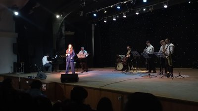 Благодійний концерт та виставка дитячих малюнків. У Дніпрі відновила роботу філармонія Благодійний концерт та виставка дитячих малюнків. У Дніпрі відновила роботу філармонія