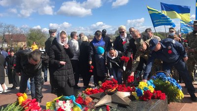 У Чернігові вшанували воїнів Другої світової війни