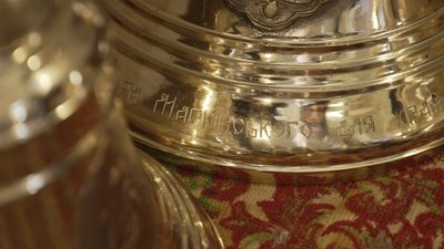 Дзвін, який придбала родина загиблого захисника України Олександра Марківського
