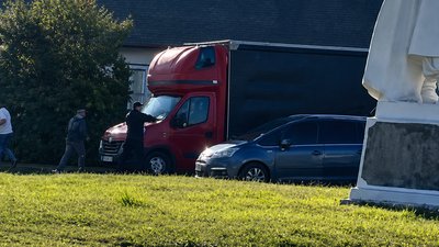 Вантажівка, водій якої здійснив наїзд на військовослужбовця ТЦК та СП у Ковелі