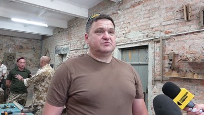 Ветеран війни відкрив для військових крафтову майстерню з виробництва сувенірів Ветеран війни відкрив для військових крафтову майстерню з виробництва сувенірів