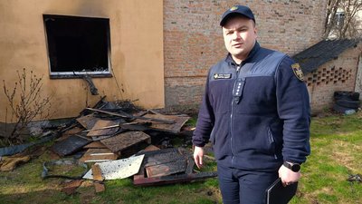 Пожежа на Потебні — Головний інспектор Луцького районного управління ДСНС Іван Ющик Пожежа на Потебні — Головний інспектор Луцького районного управління ДСНС Іван Ющик