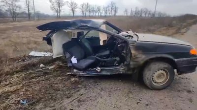 Біля Мар'ївки у Кіровоградській області зіткнулись два автомобілі. Травмувалась пасажирка