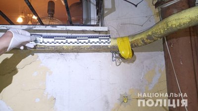 В Одесі до газової труби будинку прикріпили гранату: розслідують терористичний акт В Одесі до газової труби будинку прикріпили гранату: розслідують терористичний акт