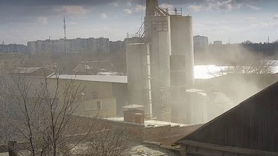 Забруднене повітря та алергічні реакції. Херсонці проти роботи заводу "Подрібнювач"