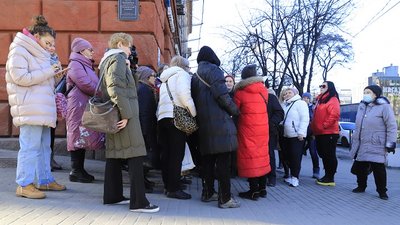 У Дніпрі провели безкоштовну пішу екскурсію "Дніпро вражає"