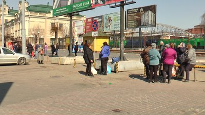 Транспортні обмеження: як добиратися прикарпатцям