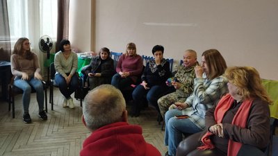 Арттерапія, тренінги – в одному з Будинків офіцерів Житомирщини відкрили "Простір морально-психологічного розвантаження" Арттерапія, тренінги – в одному з Будинків офіцерів Житомирщини відкрили "Простір морально-психологічного розвантаження"