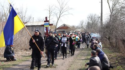 На Вінниччині попрощались з поліцейськими, які загинули під час ракетного обстрілу Одеси На Вінниччині попрощались з поліцейськими, які загинули під час ракетного обстрілу Одеси
