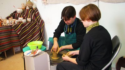 На Вінниччині проводять майстер-класи із гончарства для дітей На Вінниччині проводять майстер-класи із гончарства для дітей