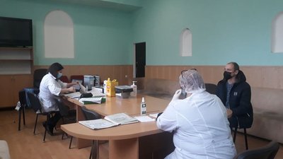У Кропивницькому на автостанції №1 третій день працює центр вакцинації від коронавірусу