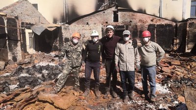 Прикарпатські рятувальники допомагали розбирати завали на Київщині та Чернігівщині Прикарпатські рятувальники допомагали розбирати завали на Київщині та Чернігівщині