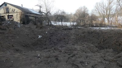 "Ми тоді попадали хто куди": Жителі Кролевця на Сумщині про наслідки ракетного удару "Ми тоді попадали хто куди": Жителі Кролевця на Сумщині про наслідки ракетного удару