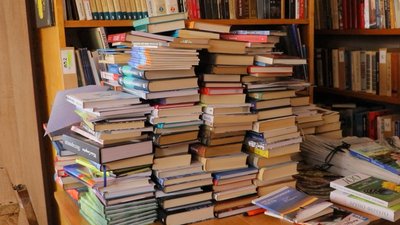 "Книжковий донат": волонтери передали сім тисяч книг у бібліотеку Нацгвардії Вінниччини "Книжковий донат": волонтери передали сім тисяч книг у бібліотеку Нацгвардії Вінниччини