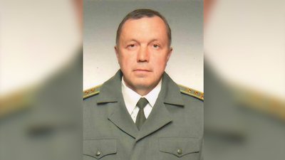 На Чернігівщині попрощалися з трьома бійцями, які загинули на Донеччині та Луганщині На Чернігівщині попрощалися з трьома бійцями, які загинули на Донеччині та Луганщині