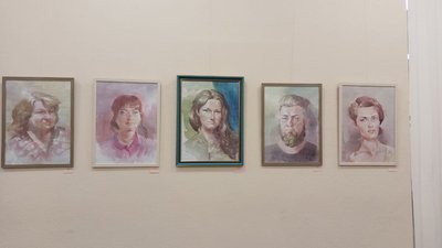 Людина як сенс. У Миколаєві відкрили персональну виставку живопису місцевого художника Людина як сенс. У Миколаєві відкрили персональну виставку живопису місцевого художника