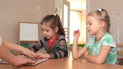 Черкаські вихователі отримають надбавку Черкаські вихователі отримають надбавку