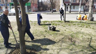 У Херсоні відбувся загальноміський суботник. Містяни прибрали у всіх районах У Херсоні відбувся загальноміський суботник. Містяни прибрали у всіх районах
