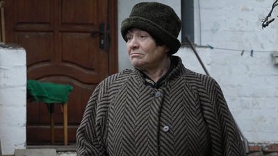 Продає мед, щоб зібрати гроші на операцію. Валентина Грінченко. СУСПІЛЬНЕ | ЛЮДИ