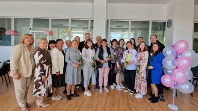"Плакали навіть чоловіки": у Черкасах організували свято для названих батьків "Плакали навіть чоловіки": у Черкасах організували свято для названих батьків