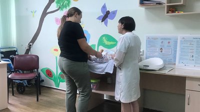 20 років працює патронажною медсестрою: переселенка з Лисичанська переїхала до Житомира 20 років працює патронажною медсестрою: переселенка з Лисичанська переїхала до Житомира